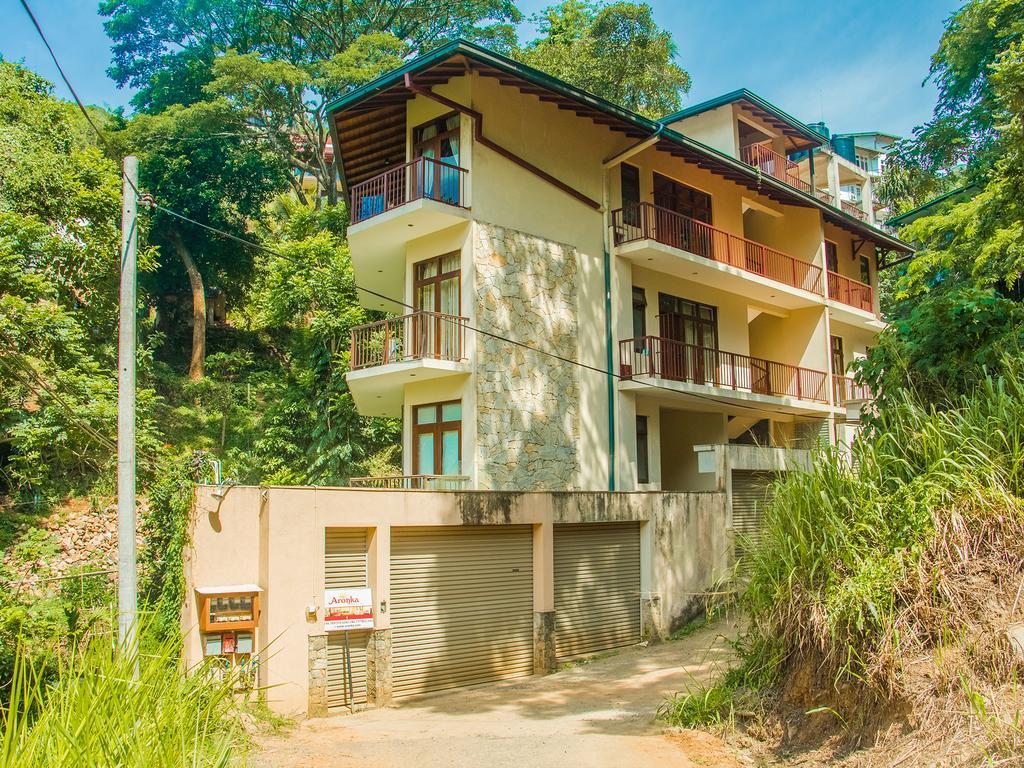 Aronka Homestay キャンディー エクステリア 写真