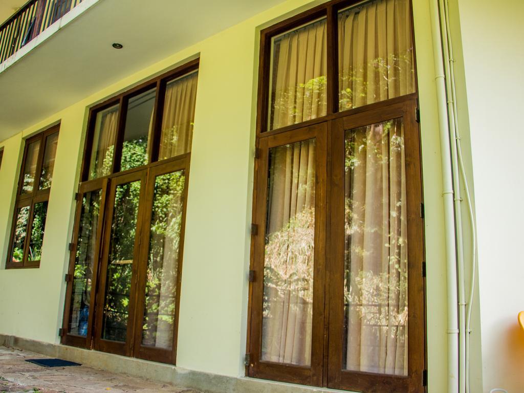 Aronka Homestay キャンディー エクステリア 写真