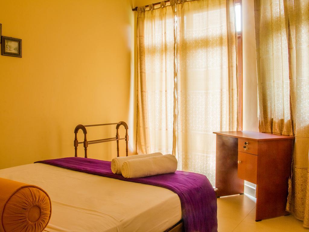 Aronka Homestay キャンディー エクステリア 写真