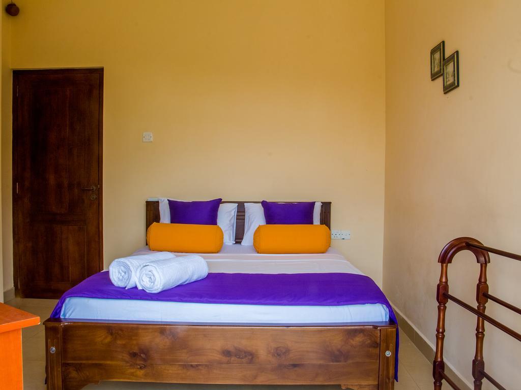Aronka Homestay キャンディー エクステリア 写真
