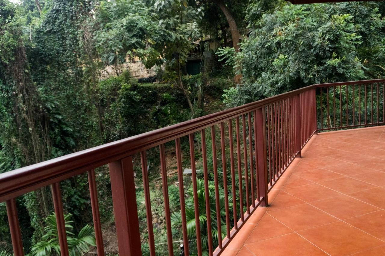 Aronka Homestay キャンディー エクステリア 写真